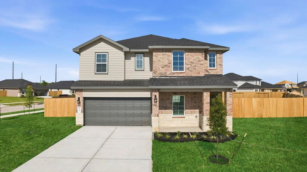 1706 Zander Court, Alvin