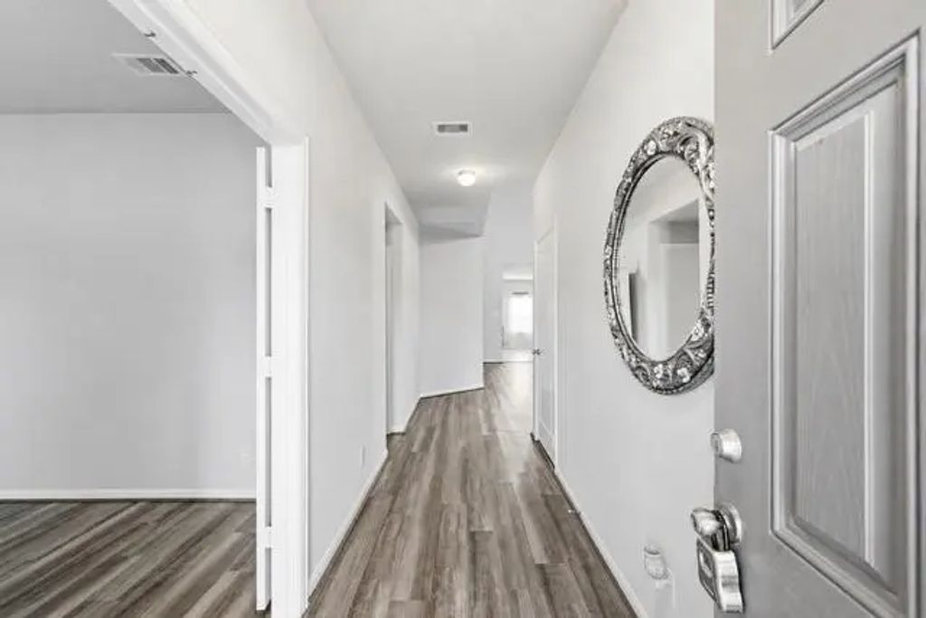10402 Matterhorn Drive, Rosharon