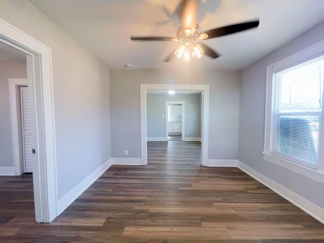 2712 Brewster Street, Houston