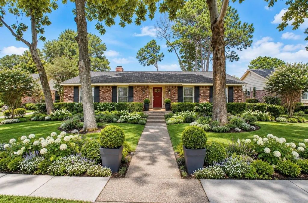 10706 Inwood Drive, Houston