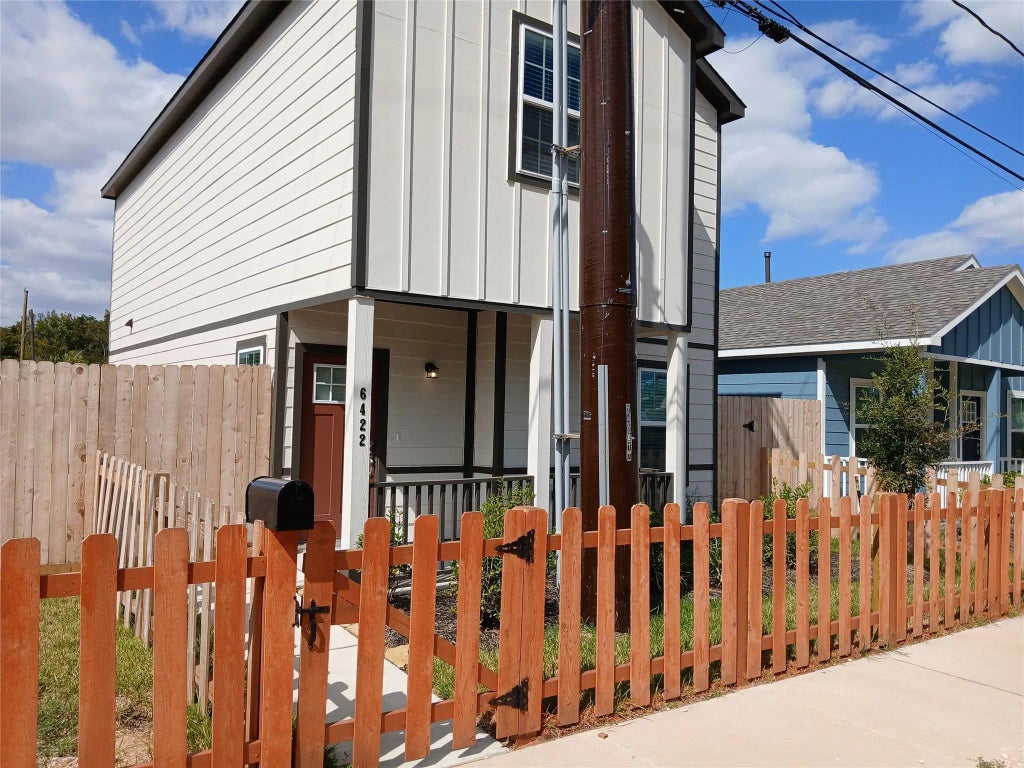 6422 Calhoun Road, Houston