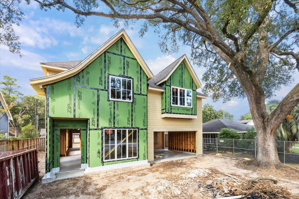 1046 Gardenia Drive, Houston