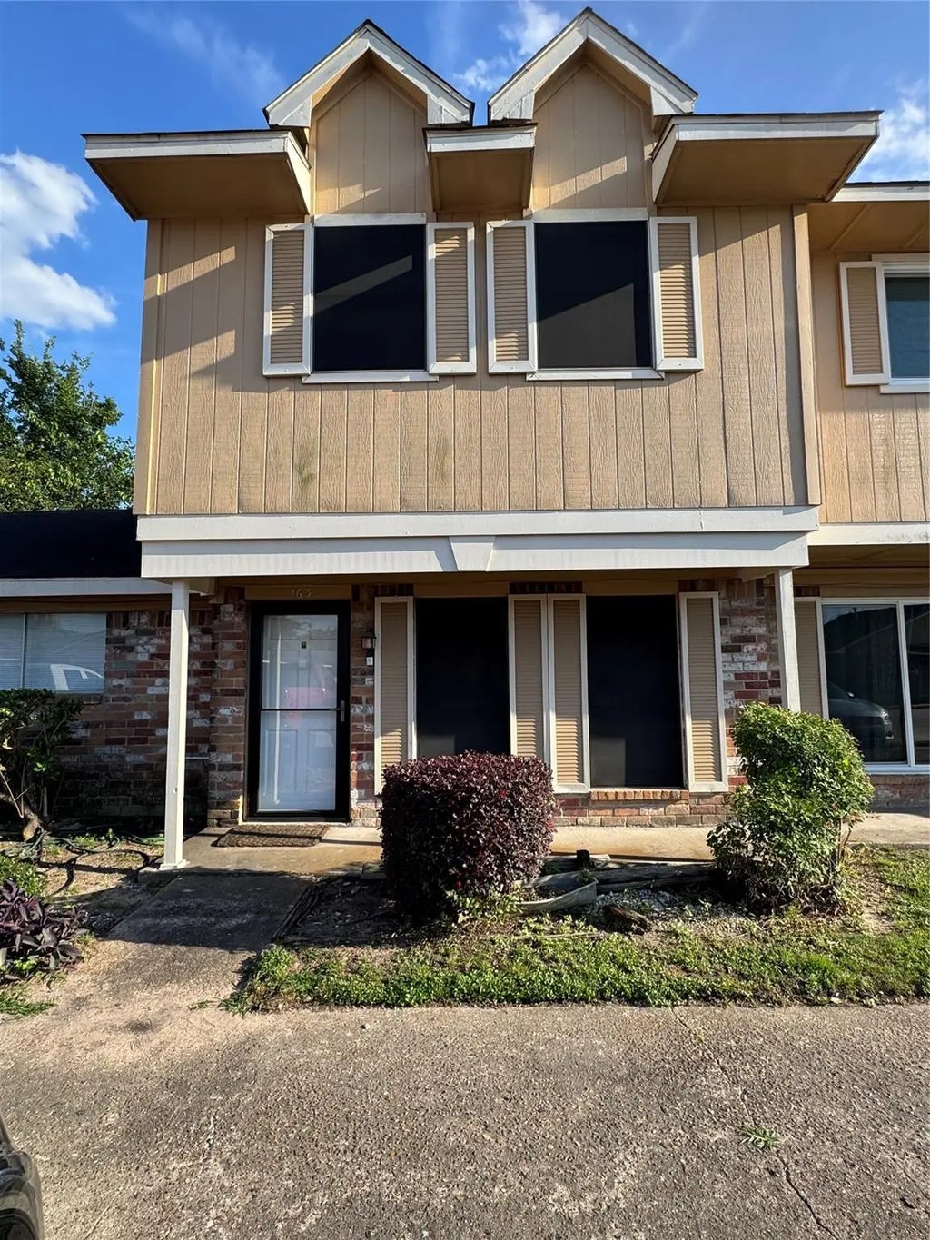 3368 Burke Road 163, Pasadena