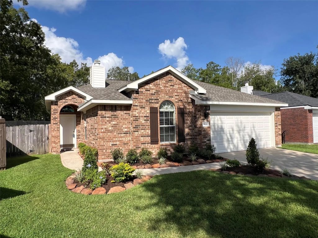 1826 Sherwood Forest Circle, League City