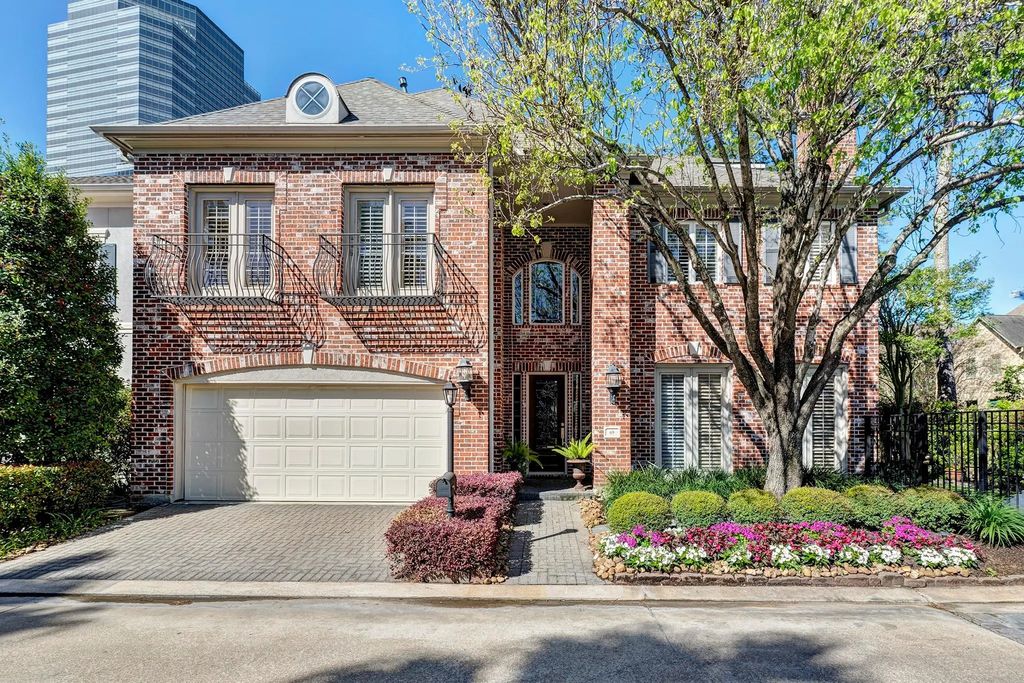 69 Wynden Oaks Drive, Houston