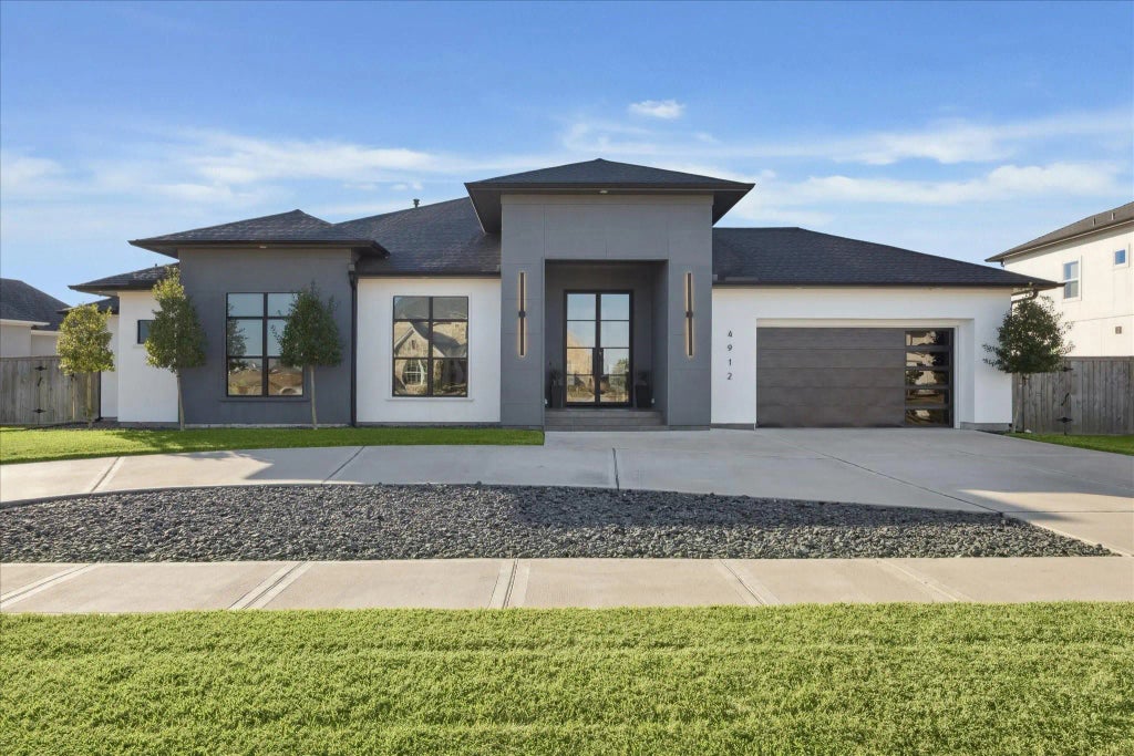 4912 Lost Creek Lane, League City