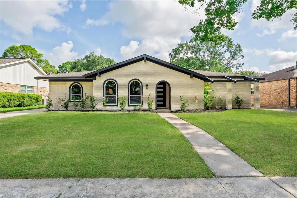 6114 Valkeith Drive, Houston
