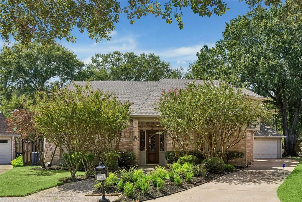 635 Anchorage Lane, Houston