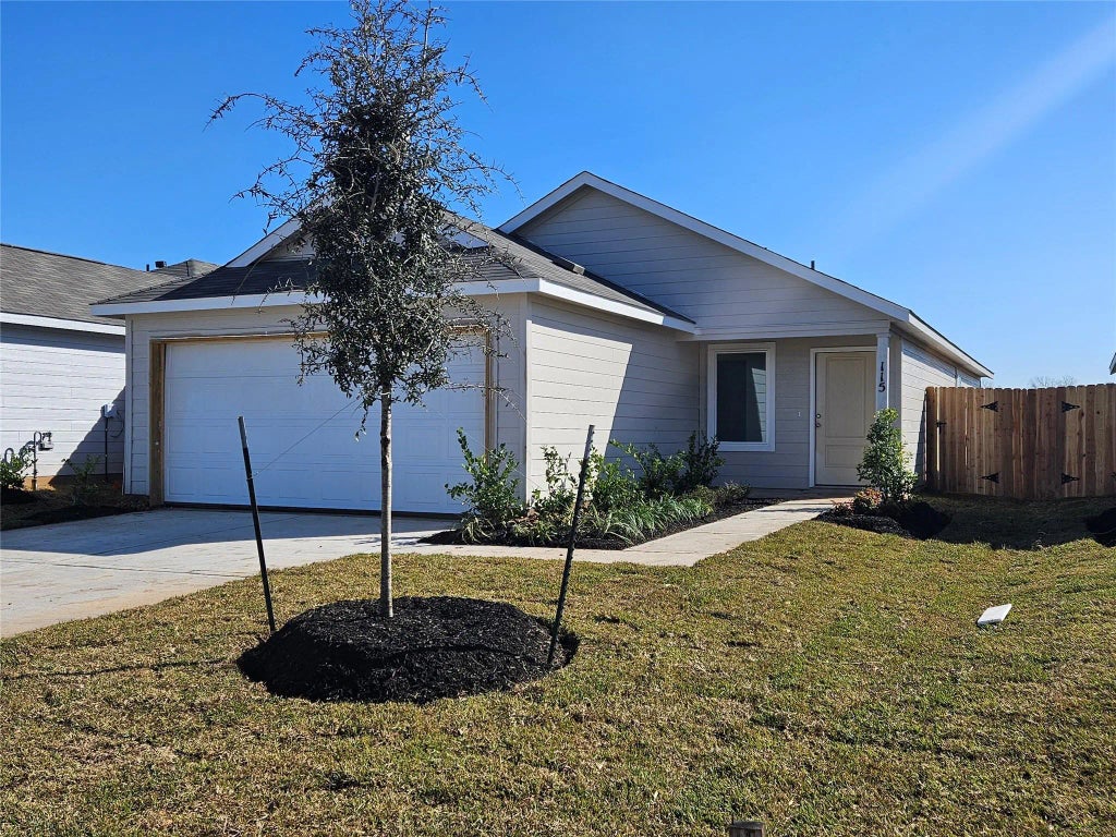 18733 Loom Drive, Conroe