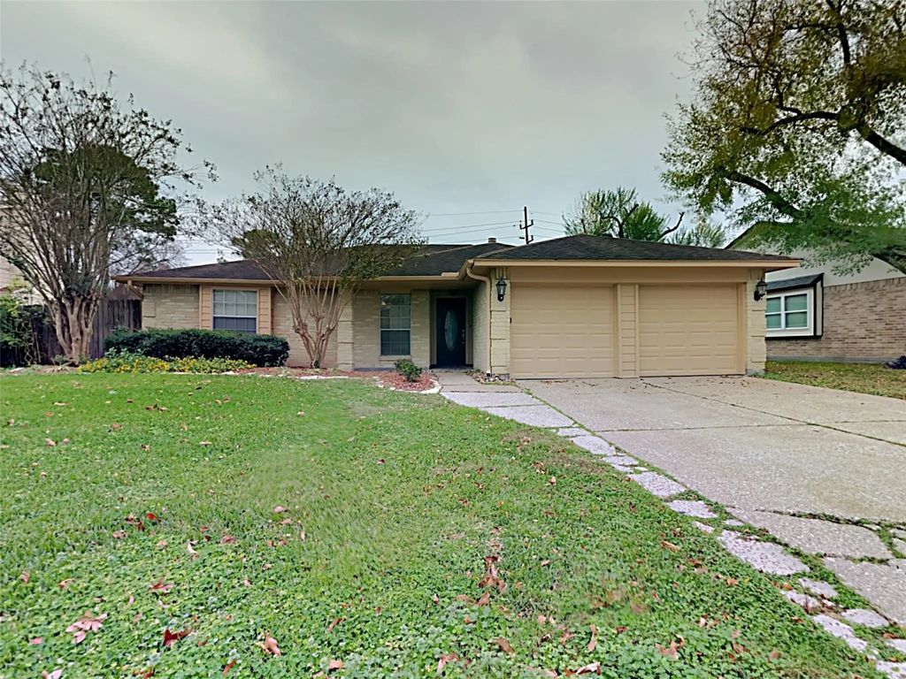 7311 El Cresta Drive, Houston
