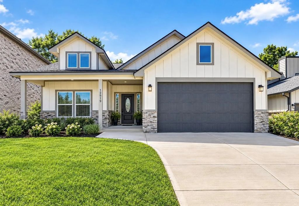 12919 Andromeda Court, Willis