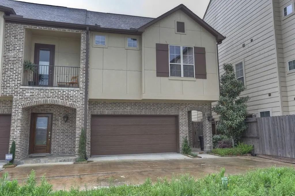 1218 Sampson Street, Houston