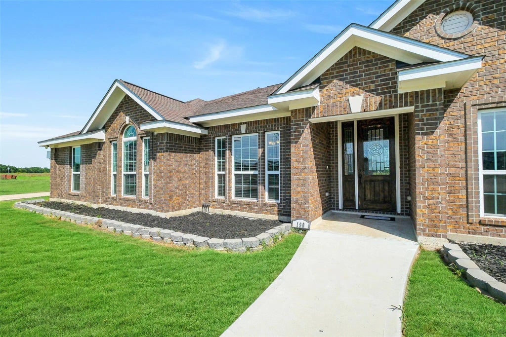 190 Bradey Lane, East Bernard