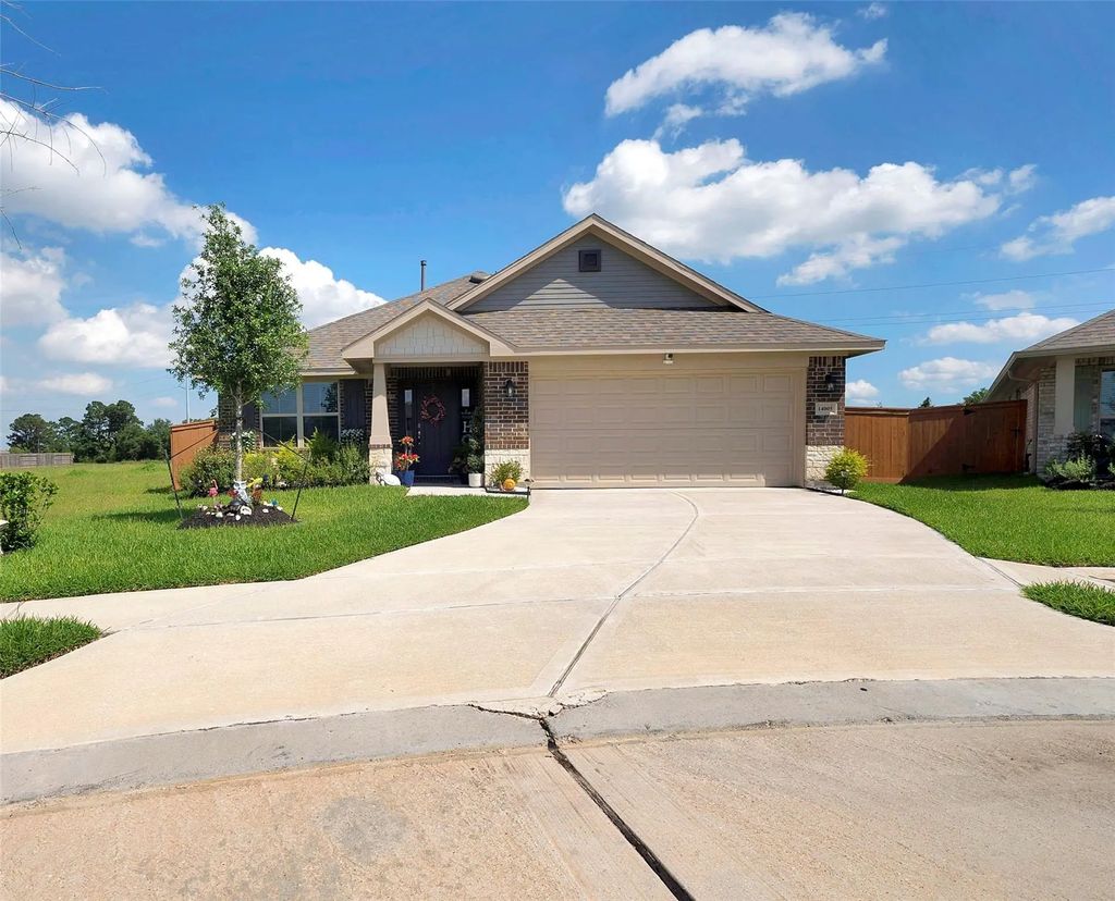 14005 Seneca Lake Court, Texas City