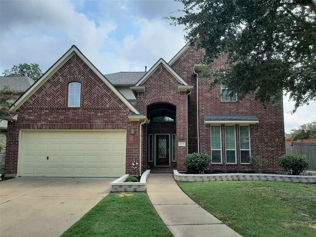 6002 Mangrove Falls Court, Sugar Land