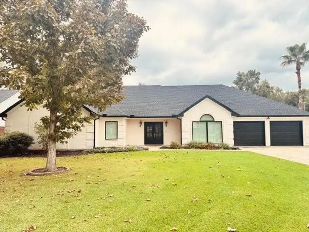 1101 Hickory Trail, Orange