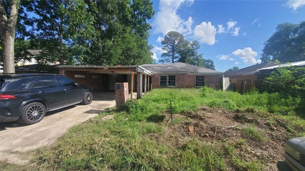 4821 Burma Road, Houston