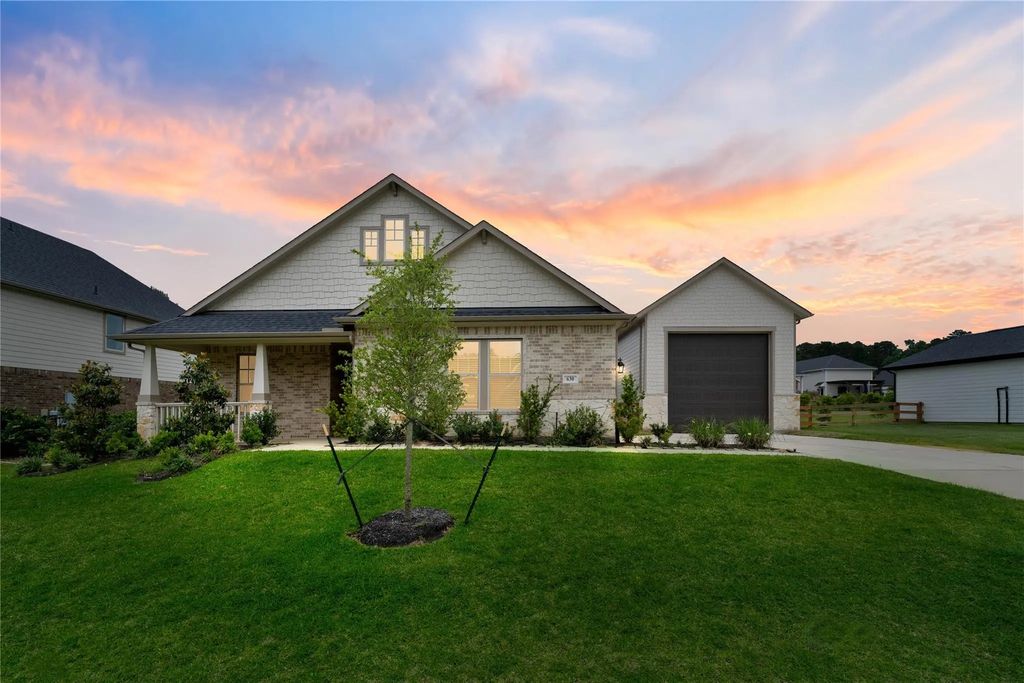 630 Running Iron Lane, Magnolia