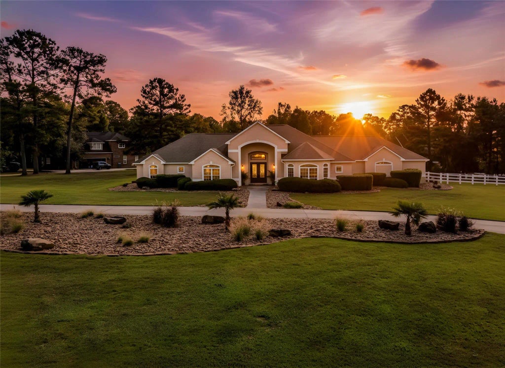 11601 King George Court, Montgomery