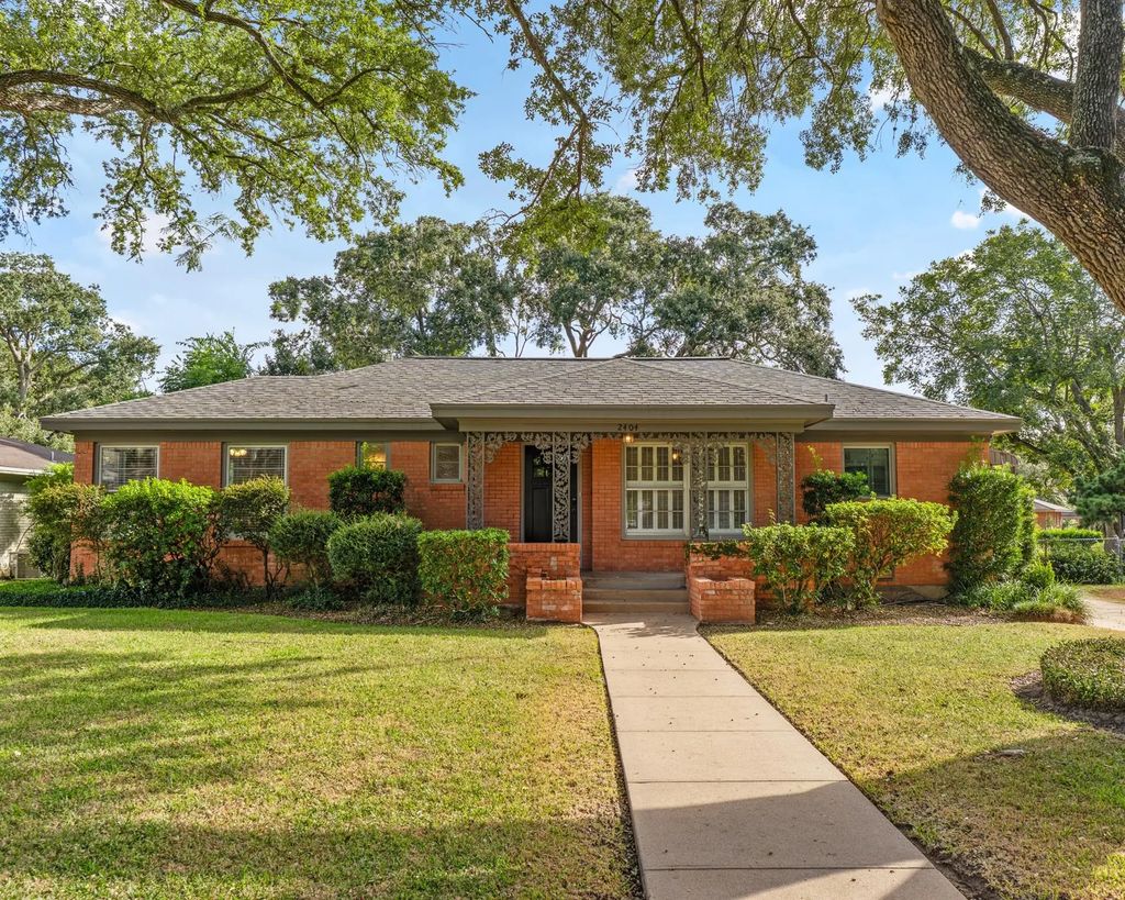 2404 Marguerite Street, Bay City