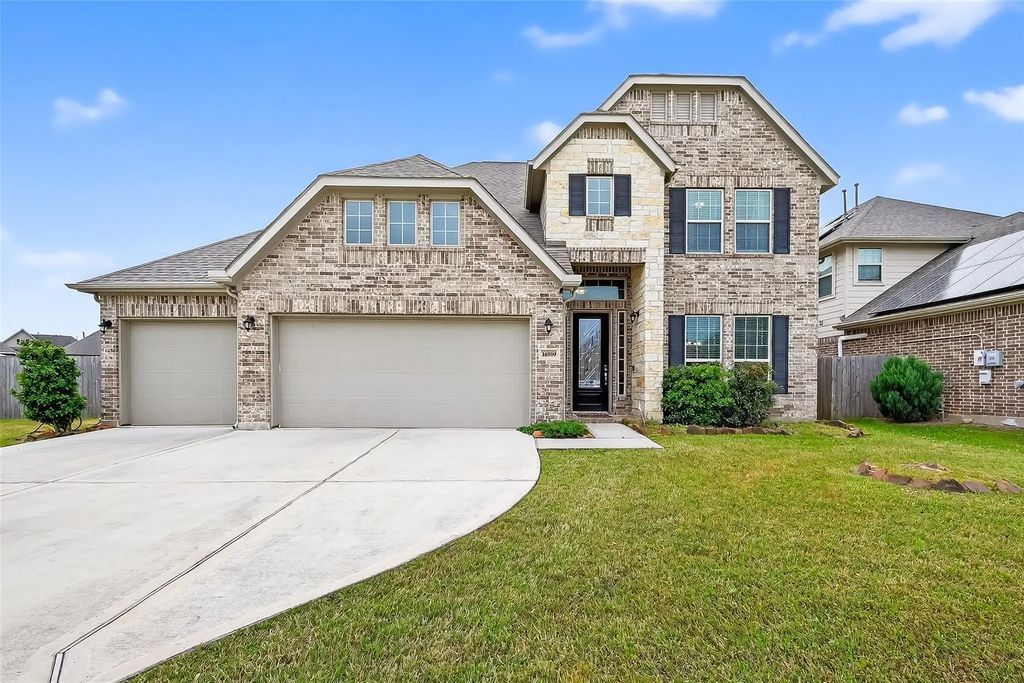 14919 Clearwater Heights Drive, Cypress