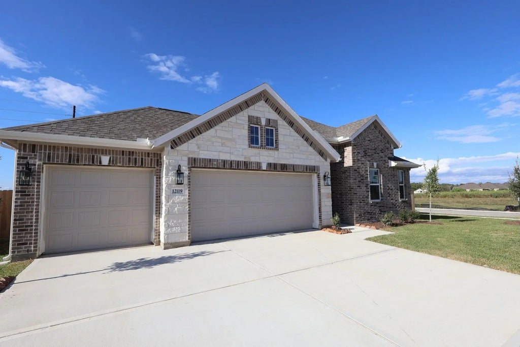 12119 Willow Way Avenue, Mont Belvieu