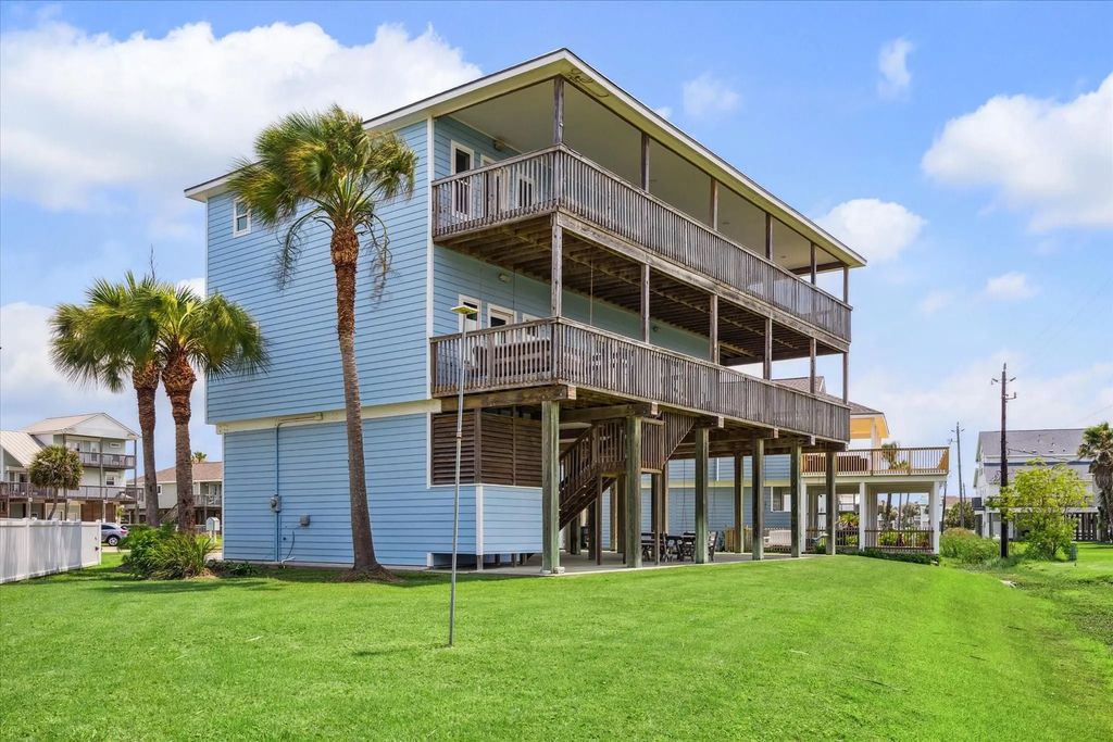 4015 Warchest Court, Galveston