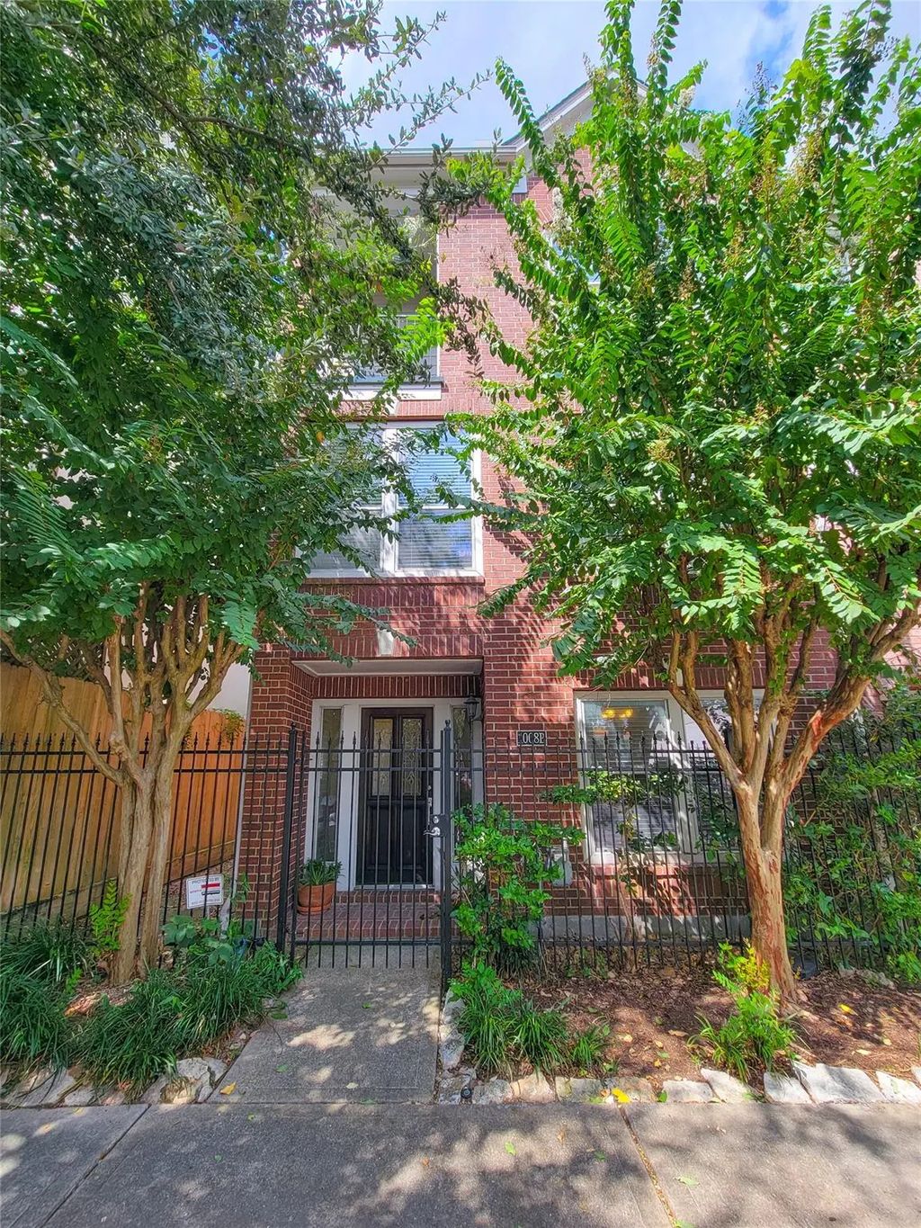 1008 Marconi Street B, Houston