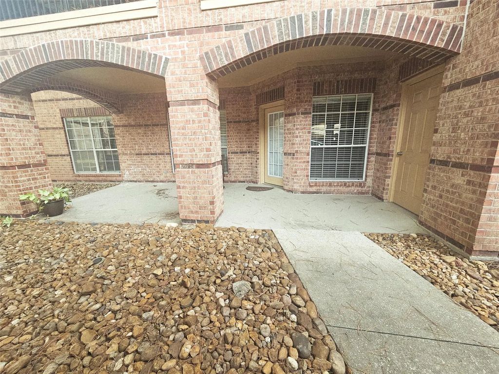 2803 Kings Crossing Drive 118, Houston