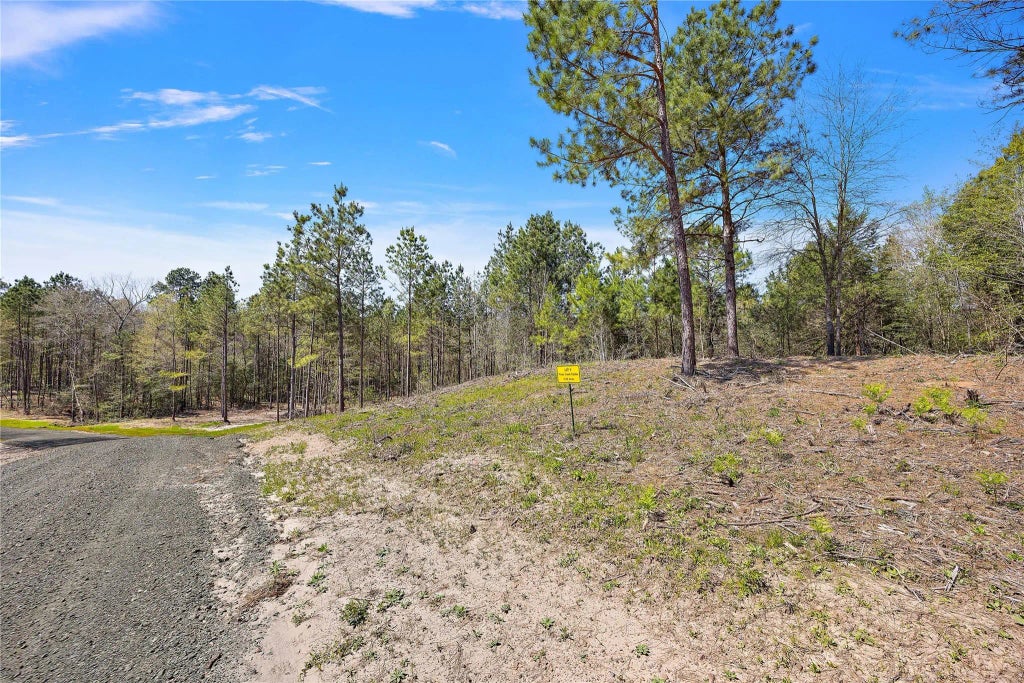 434 Piney Creek Estates Road, Timpson