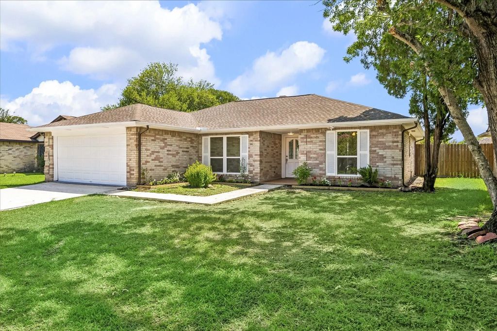 10111 Limewood Lane, Sugar Land