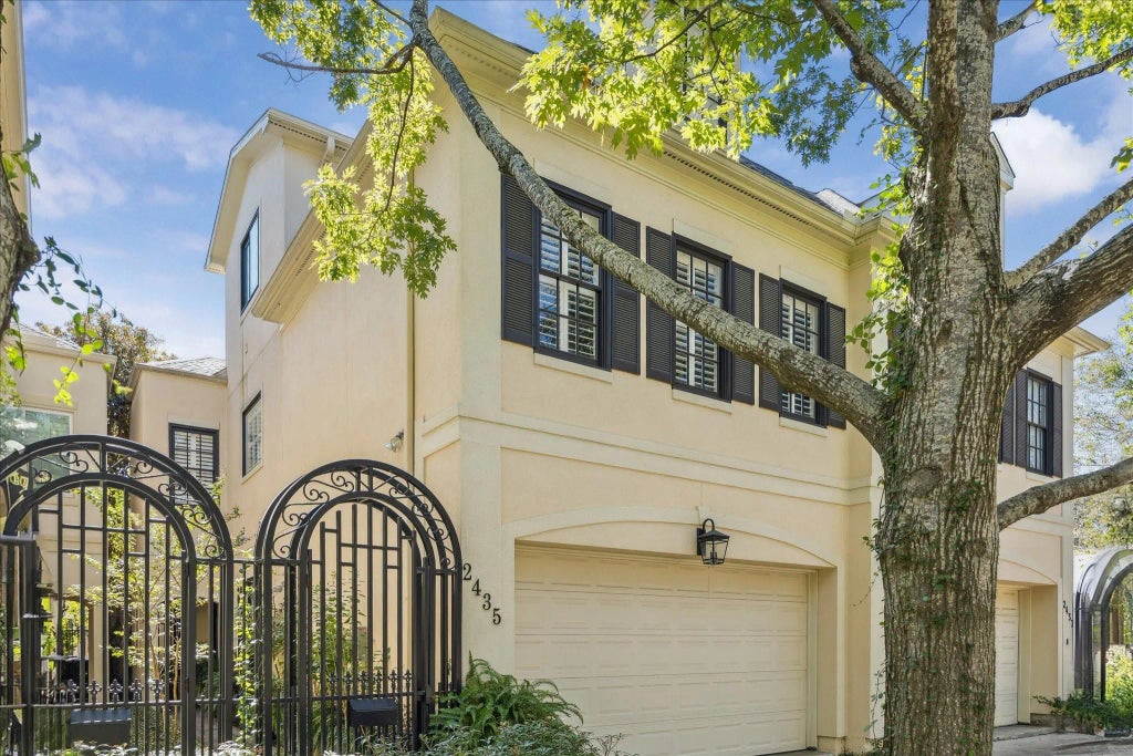 2435 North Boulevard, Houston