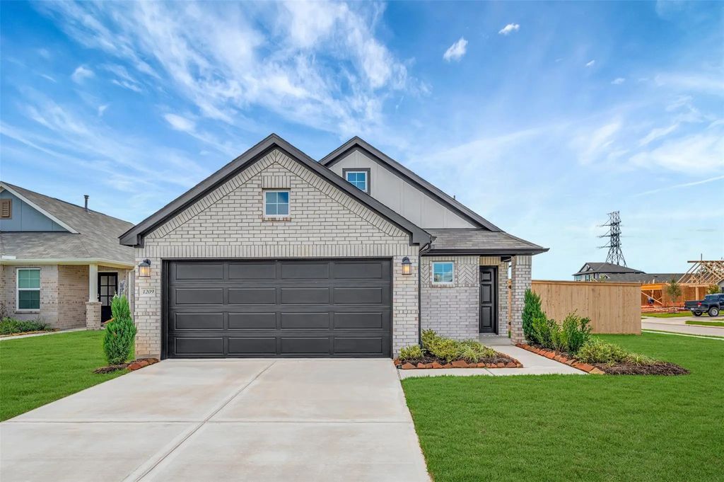 1209 Sacred Light Lane, La Marque