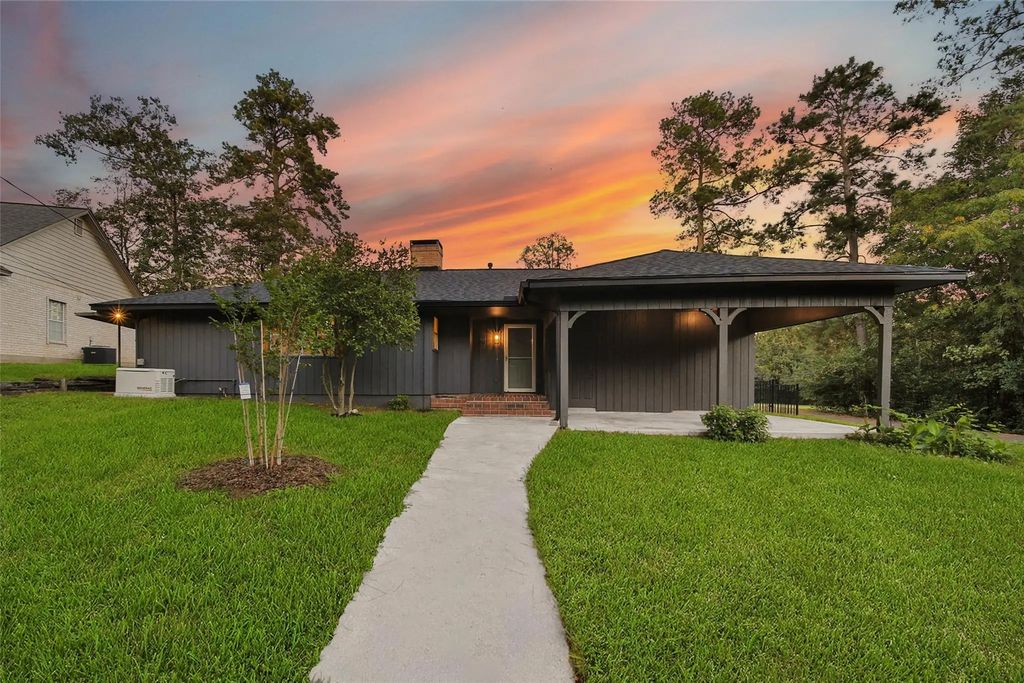 79 Tubac Street, Conroe