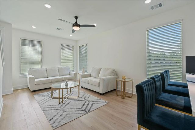 3522 Mansfield Building B Street B, Houston