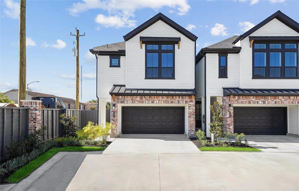 9221 Washington Heights Street, Houston