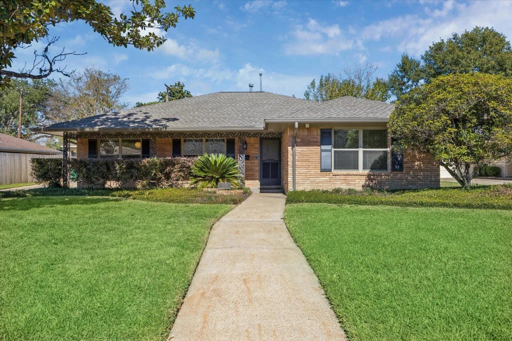 2202 De Milo Drive, Houston