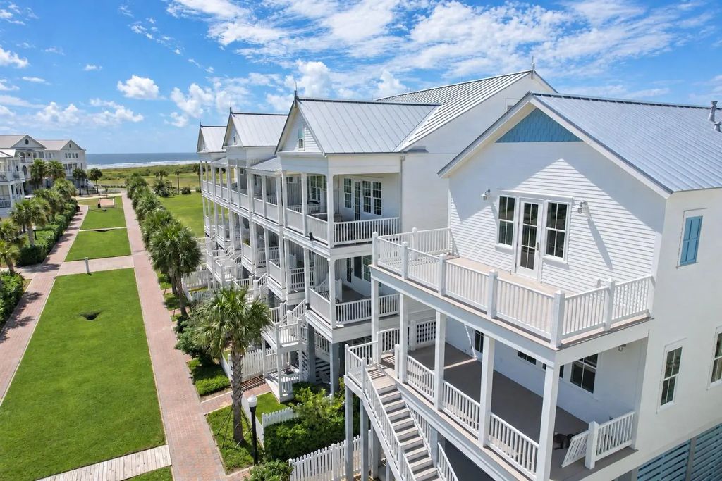 2522 Sunset Passage, Galveston