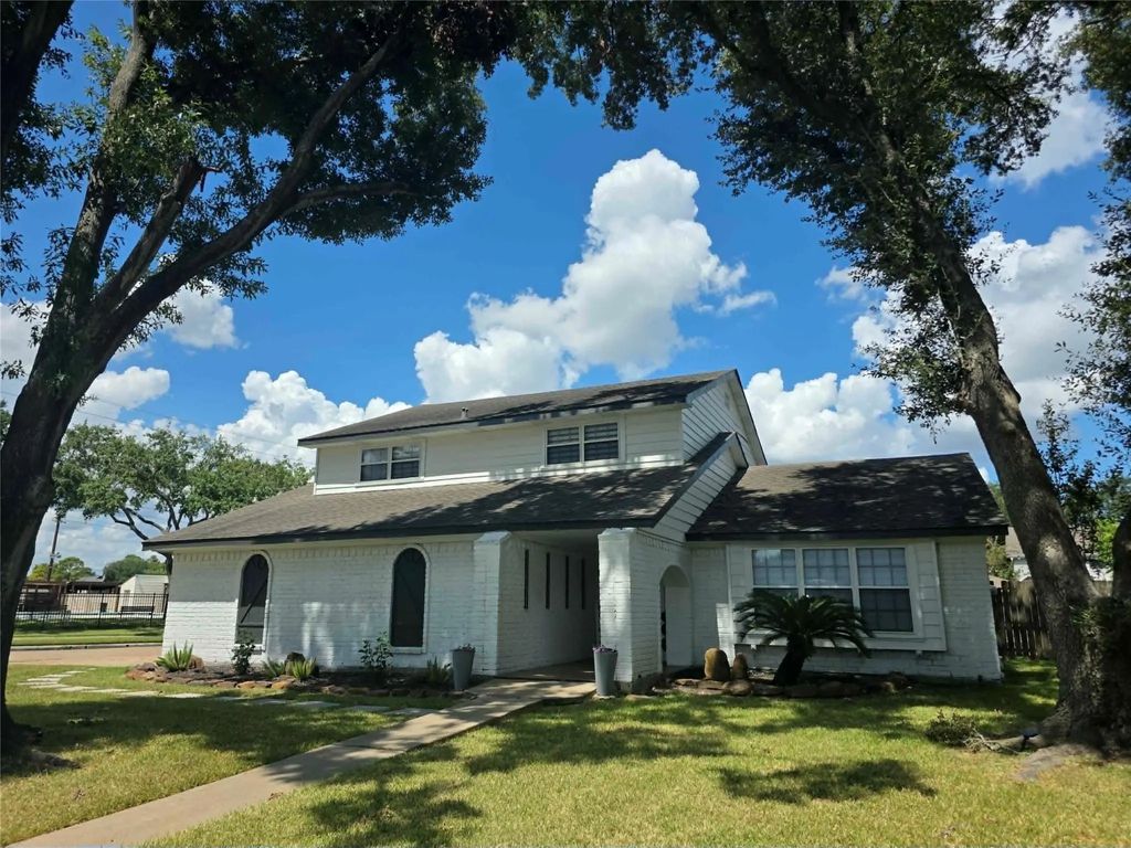11946 Brighton Lane, Meadows Place
