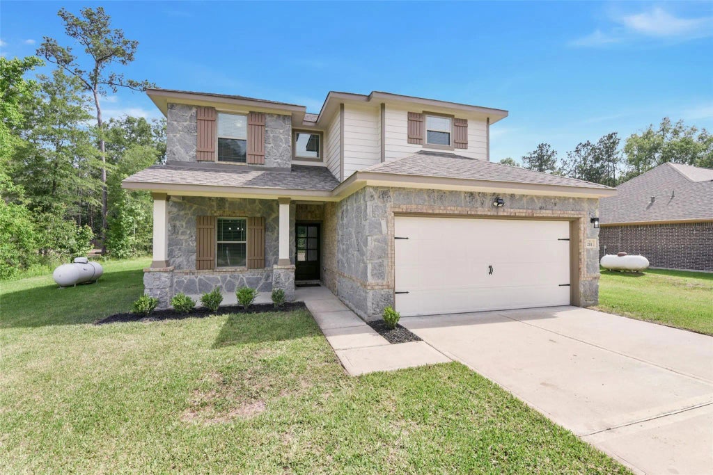 211 Road 66111, Dayton