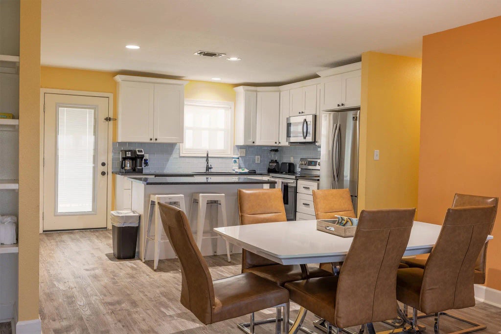 4206 Seabird Drive, Galveston