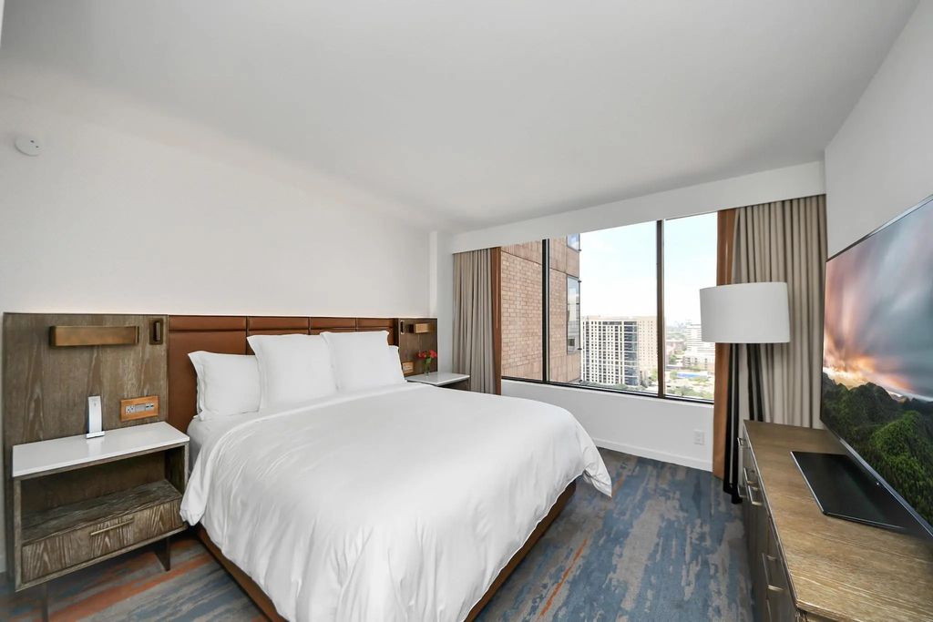 1300 Lamar Street Street T8, Houston
