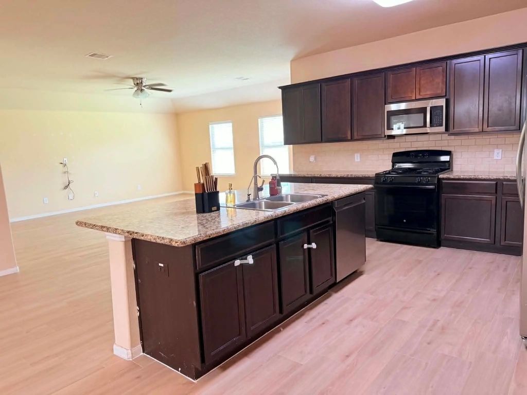 9315 Claystone Lane, Richmond