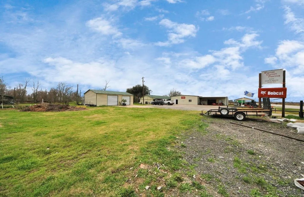 37395 Fm 1488 Road, Hempstead