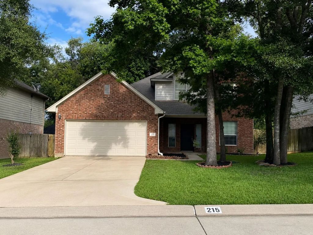 215 Doncaster Street, Conroe