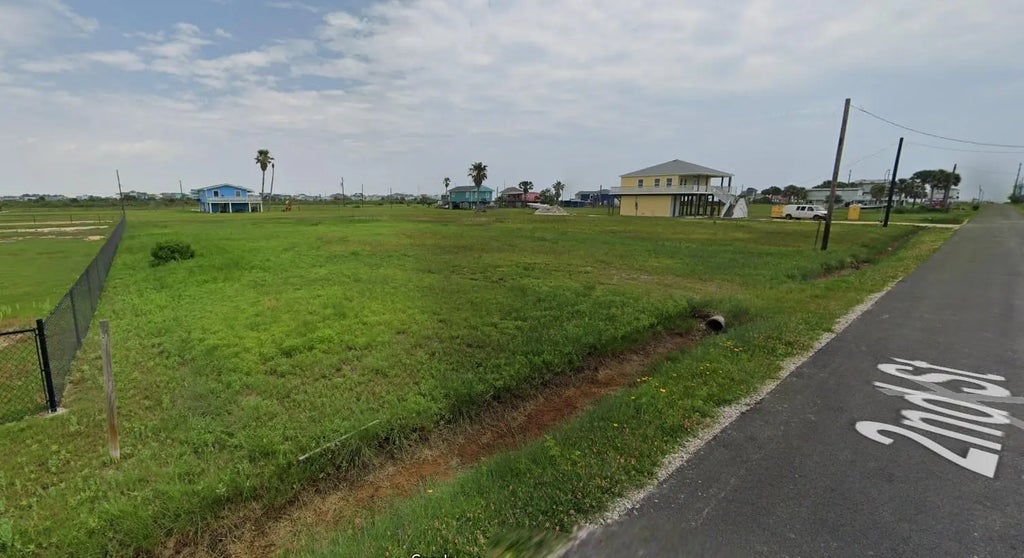 4003 2nd Street, Galveston