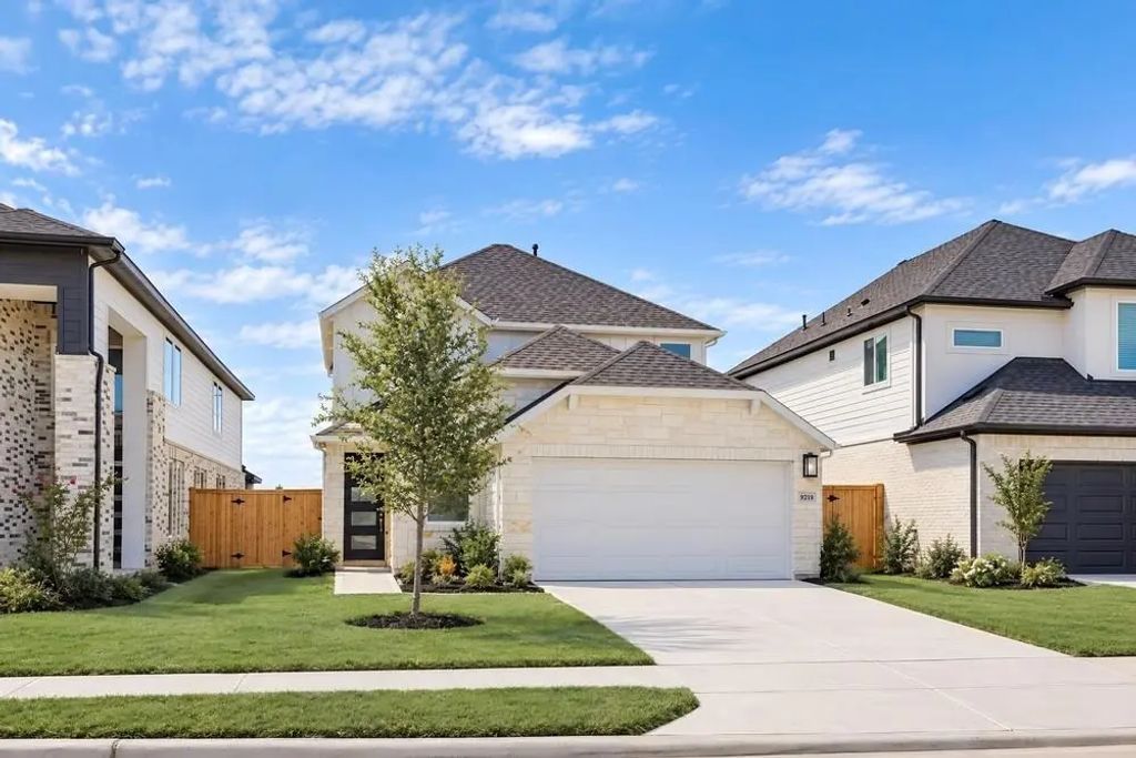 9219 Willowbank Gap Lane, Cypress
