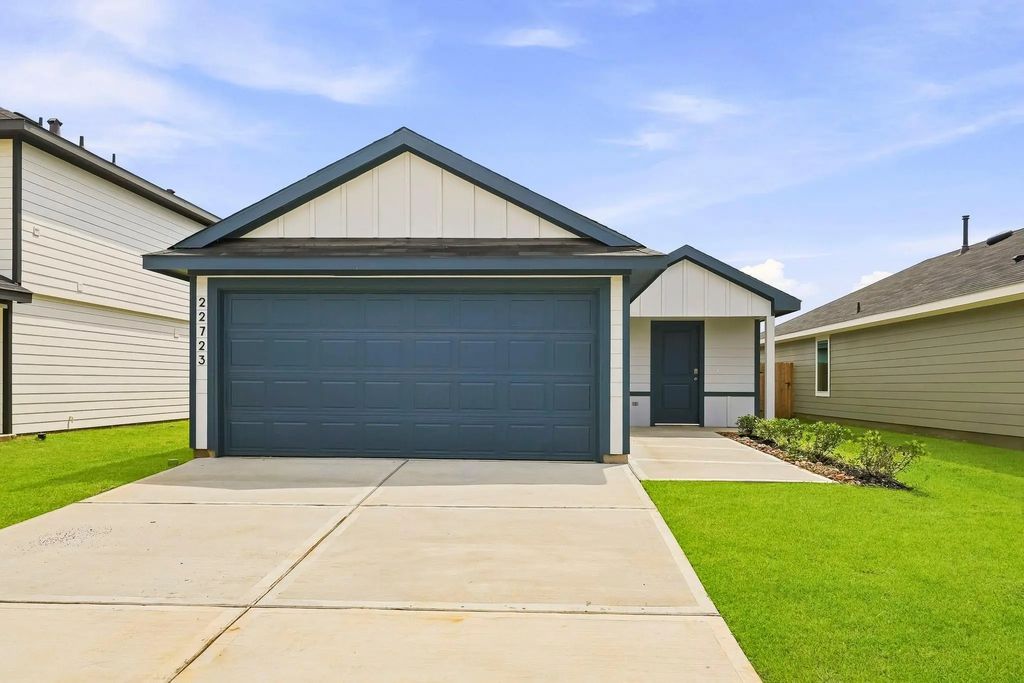 22723 Primrose Wind Lane, Hockley