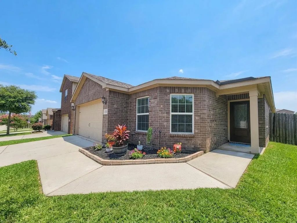 21306 Slate Bend Drive, Hockley