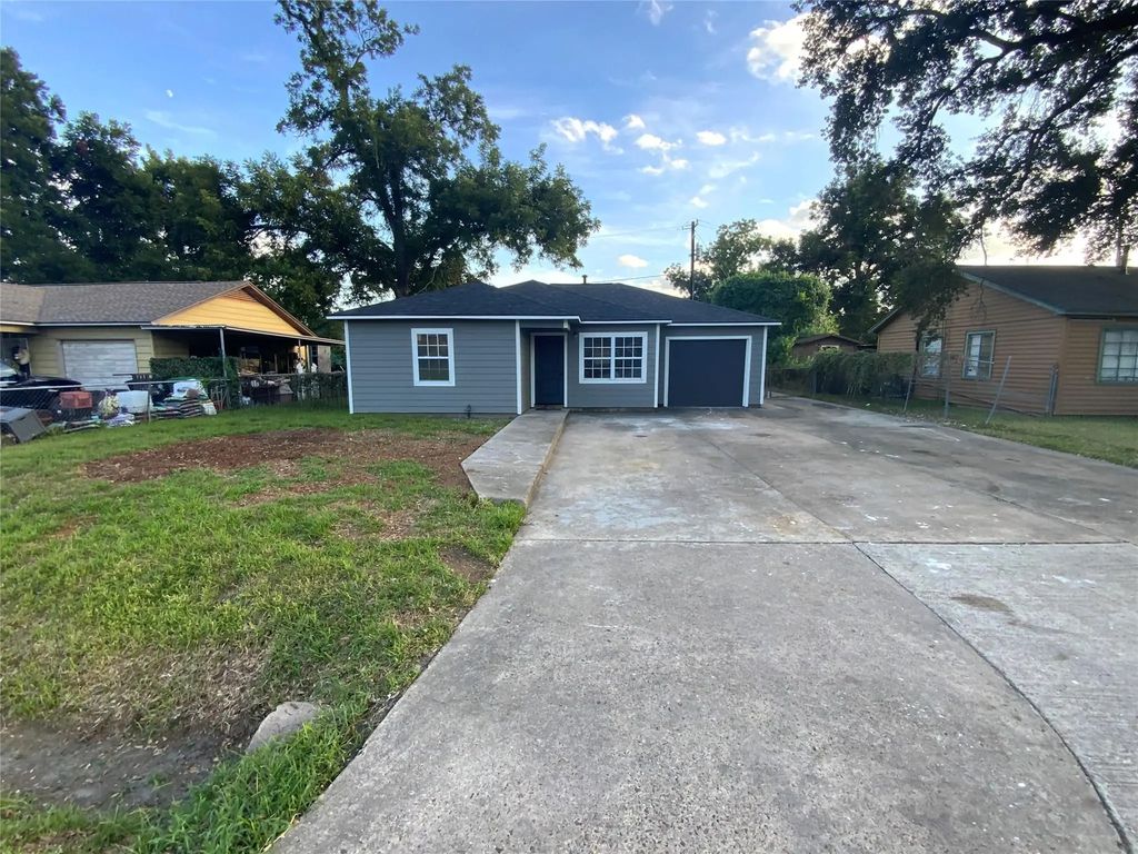 610 Fostoria Lane, Houston